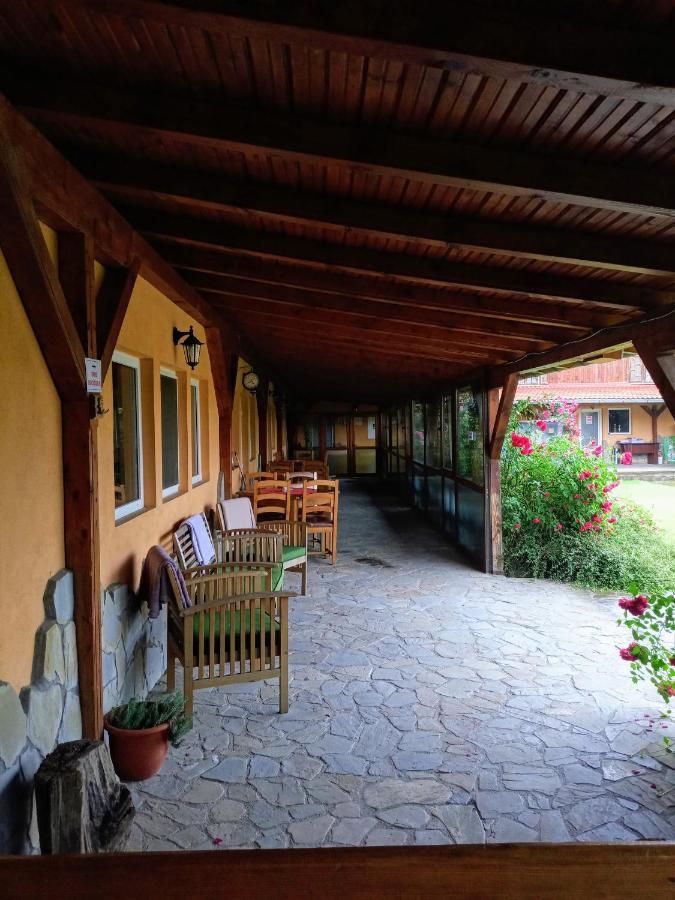 Natural Balkanic Selfcheckin Self-Catering Targoviste Exteriör bild